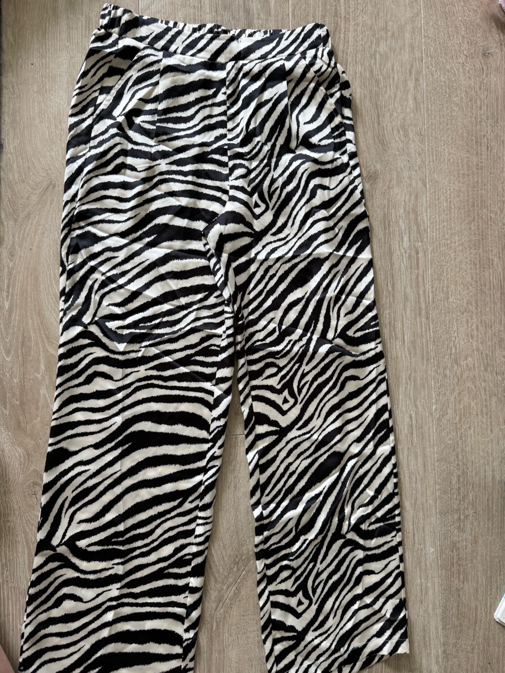 Rachel Zoe Black and White Zebra-Print Pants